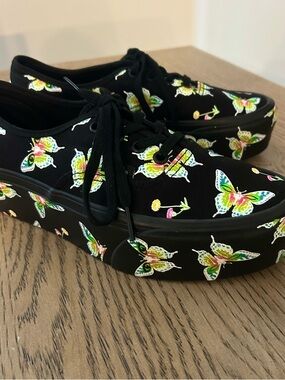 Vans Authentic Platform Butterfly Print Black Women's Shoes Size 7 EUC